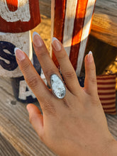 Load image into Gallery viewer, Chunky White Buffalo Ring
