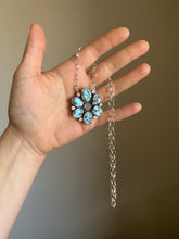 Load image into Gallery viewer, Golden Hills &amp; Pearl Cluster Necklace
