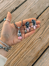 Load image into Gallery viewer, White Buffalo &amp; Pink Cluster Studs
