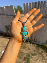 Load image into Gallery viewer, Statement Sierra Bella Pendant
