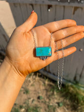 Load image into Gallery viewer, Chunky Kingman Retro Necklace
