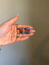 Load image into Gallery viewer, Pink Dahlia Bar Studs
