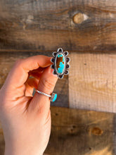 Load image into Gallery viewer, #8 Turquoise Scalloped Ring

