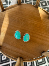 Load image into Gallery viewer, Sonora Turquoise Studs- Rope Border
